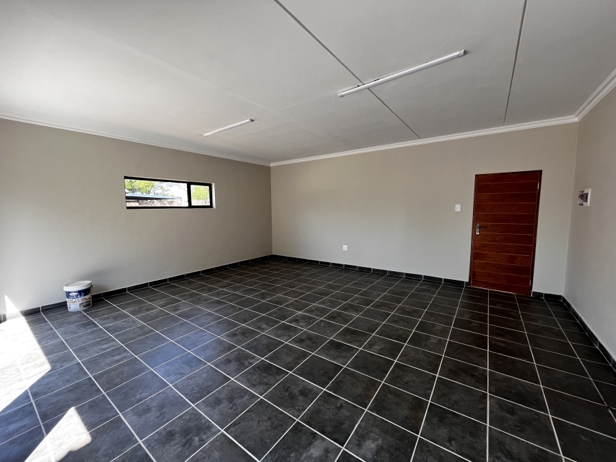 3 Bedroom Property for Sale in Van Der Hoff Park North West